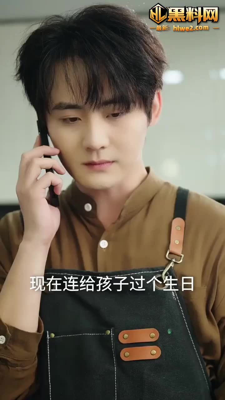 擦边短剧《妻子喜欢练瑜伽》全集 妻子将私教请到家里 丈夫回家撞见床上激战！